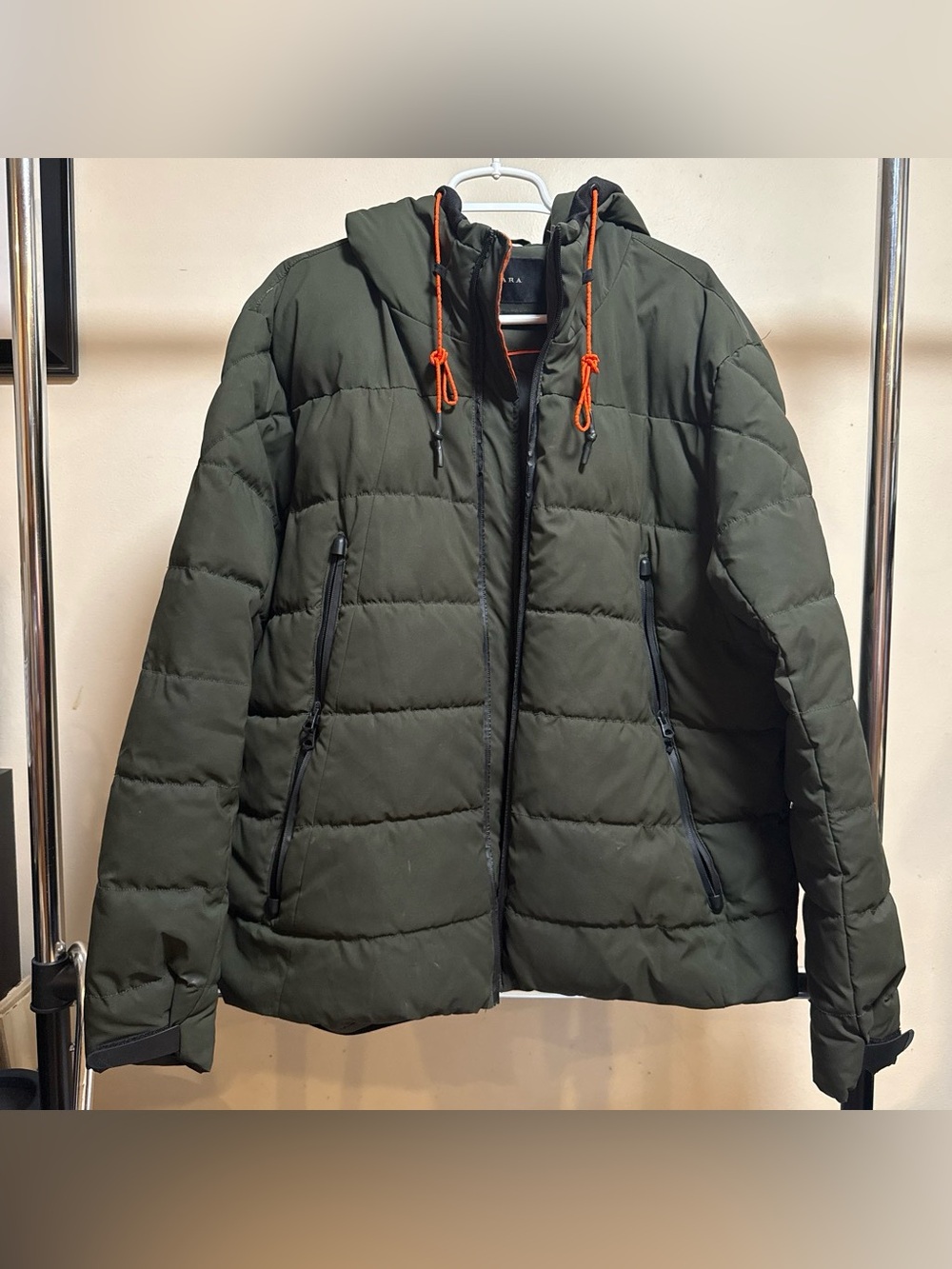 Zara men’s Olive Green Puffer Jacket with Hood and Orange Drawcords XXL